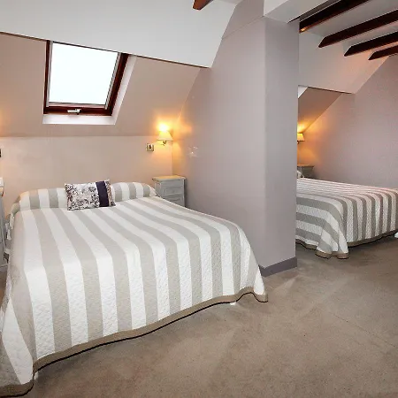 Cit'hotel Beausejour 2* שרבורג